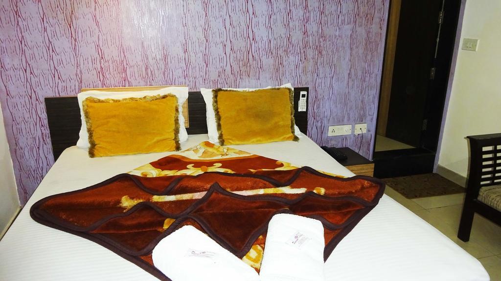Hotel Durga International Нью-Делі Екстер'єр фото