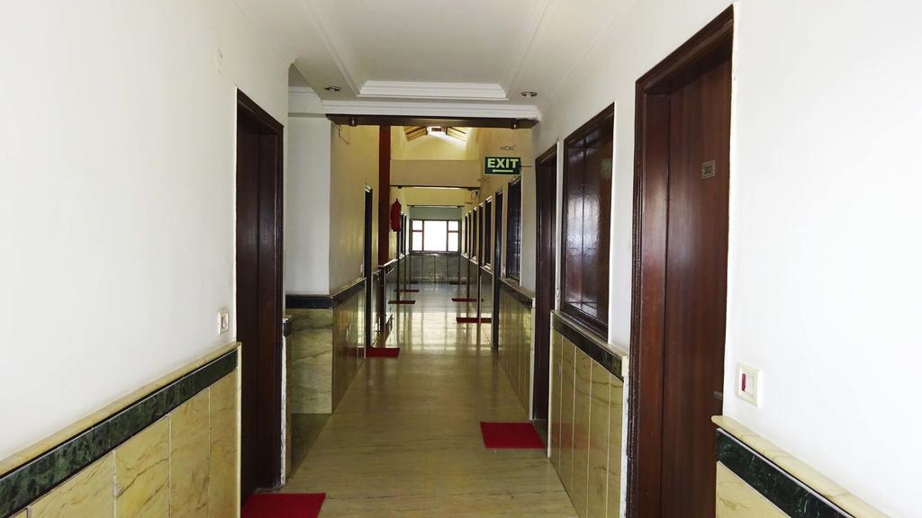 Hotel Durga International Нью-Делі Екстер'єр фото
