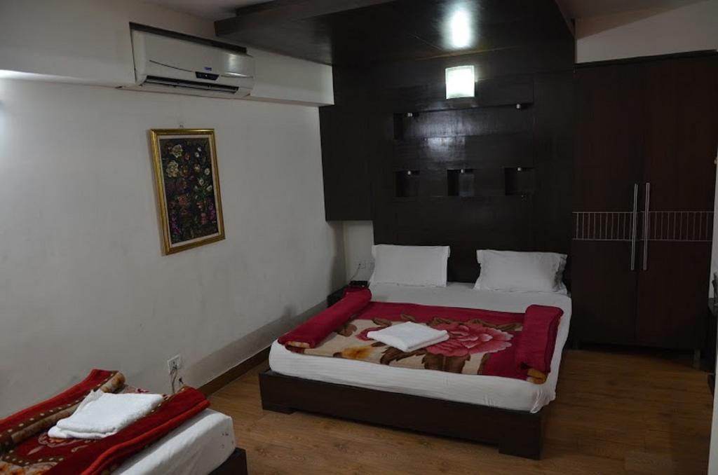 Hotel Durga International Нью-Делі Екстер'єр фото