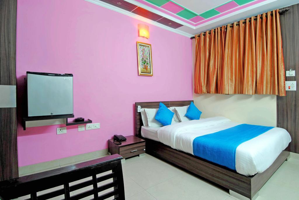 Hotel Durga International Нью-Делі Номер фото