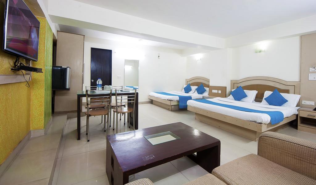 Hotel Durga International Нью-Делі Екстер'єр фото